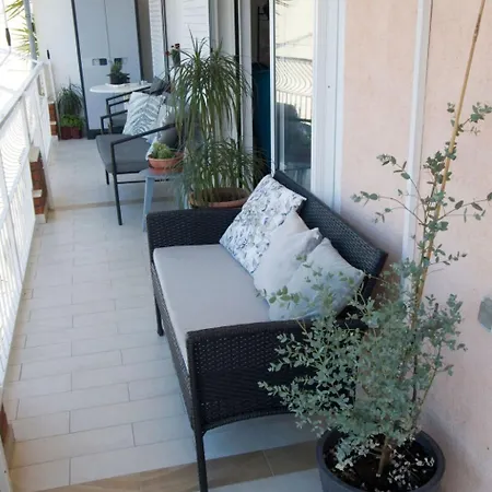 Wunderschoene In Strandnaehe By Interhome 마카르스카