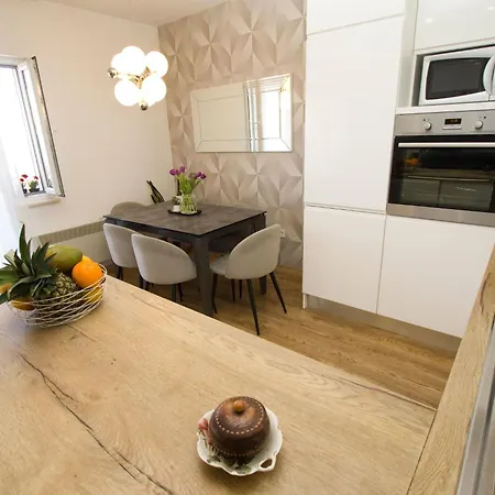 Wunderschoene In Strandnaehe By Interhome