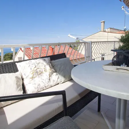 Wunderschoene In Strandnaehe By Interhome 아파트 마카르스카